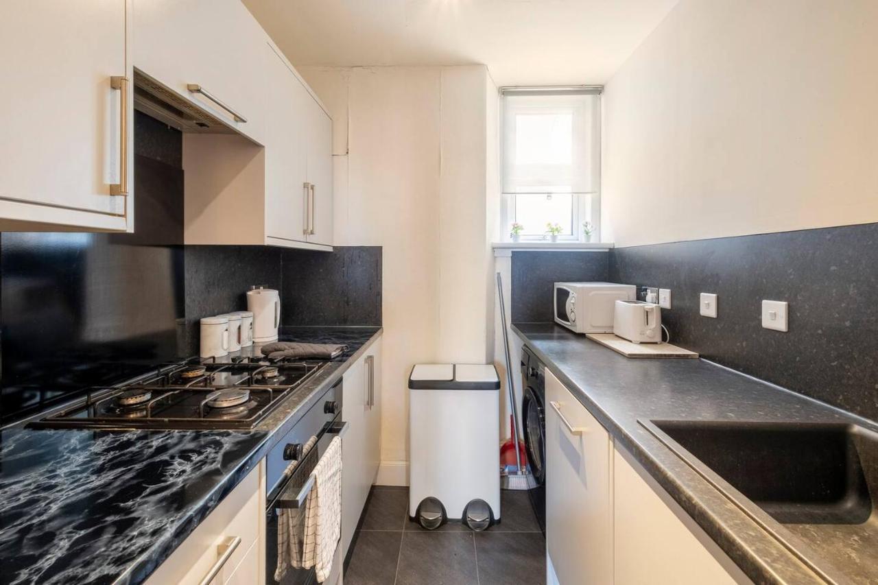 2 Bed Central Ness Apart - May Court Inverness Eksteriør bilde